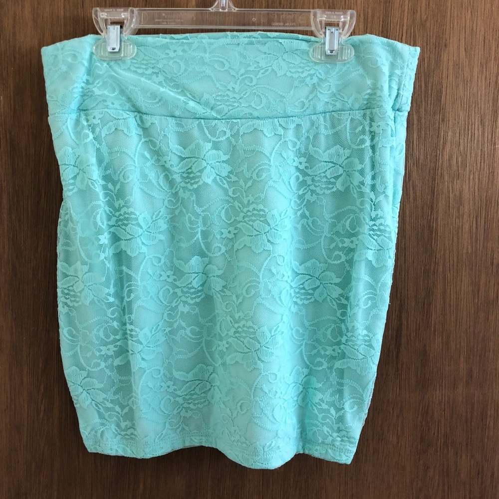 Lace Pencil Skirt